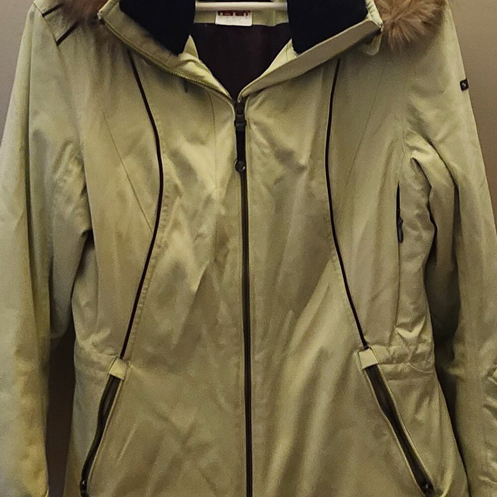 Spyder fur trimmed ski jacket size 8